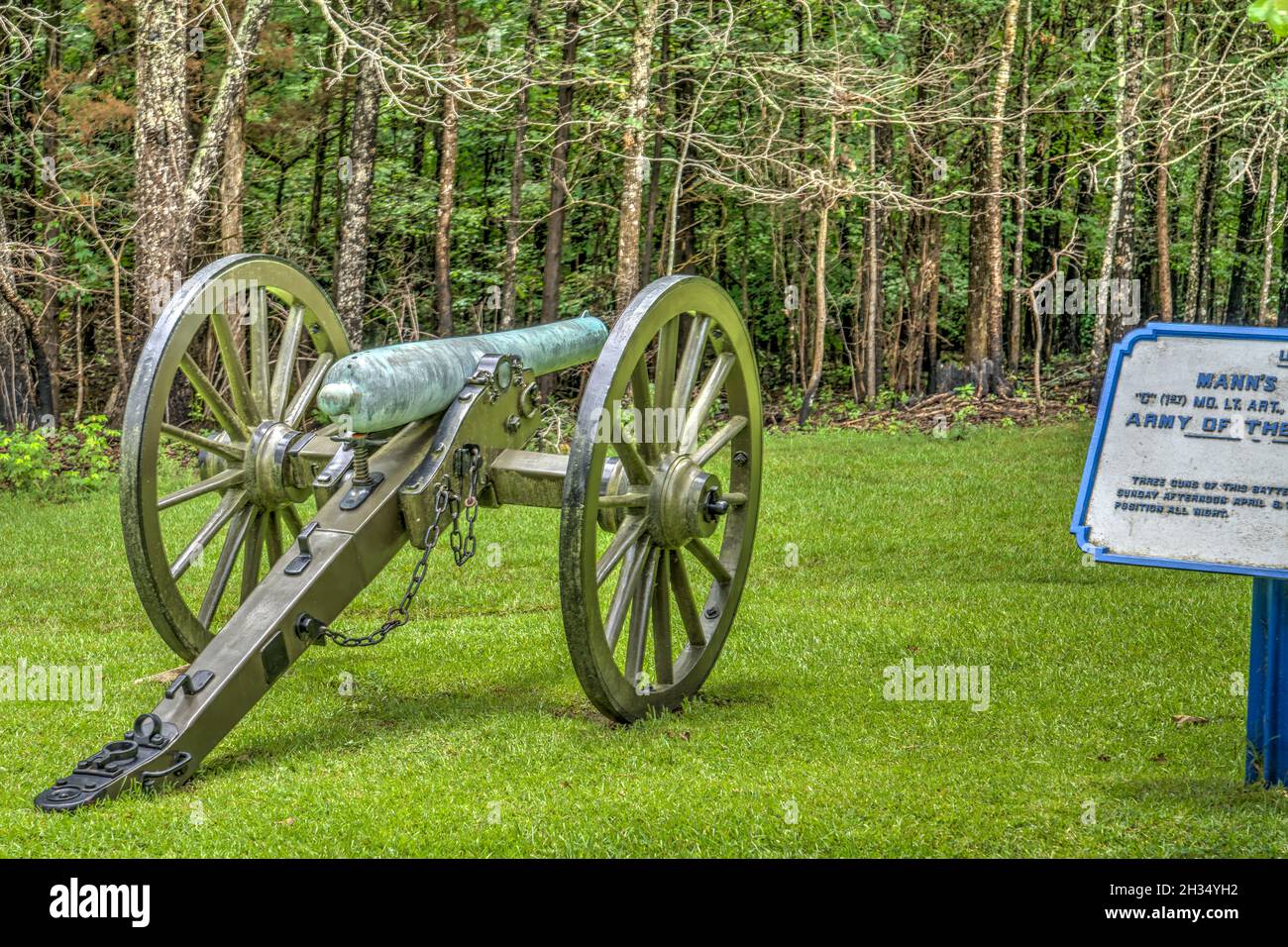 Cannone sul sito di Mann's Battery presso il campo di battaglia dello Shiloh National Military Park in Tennessee. Foto Stock