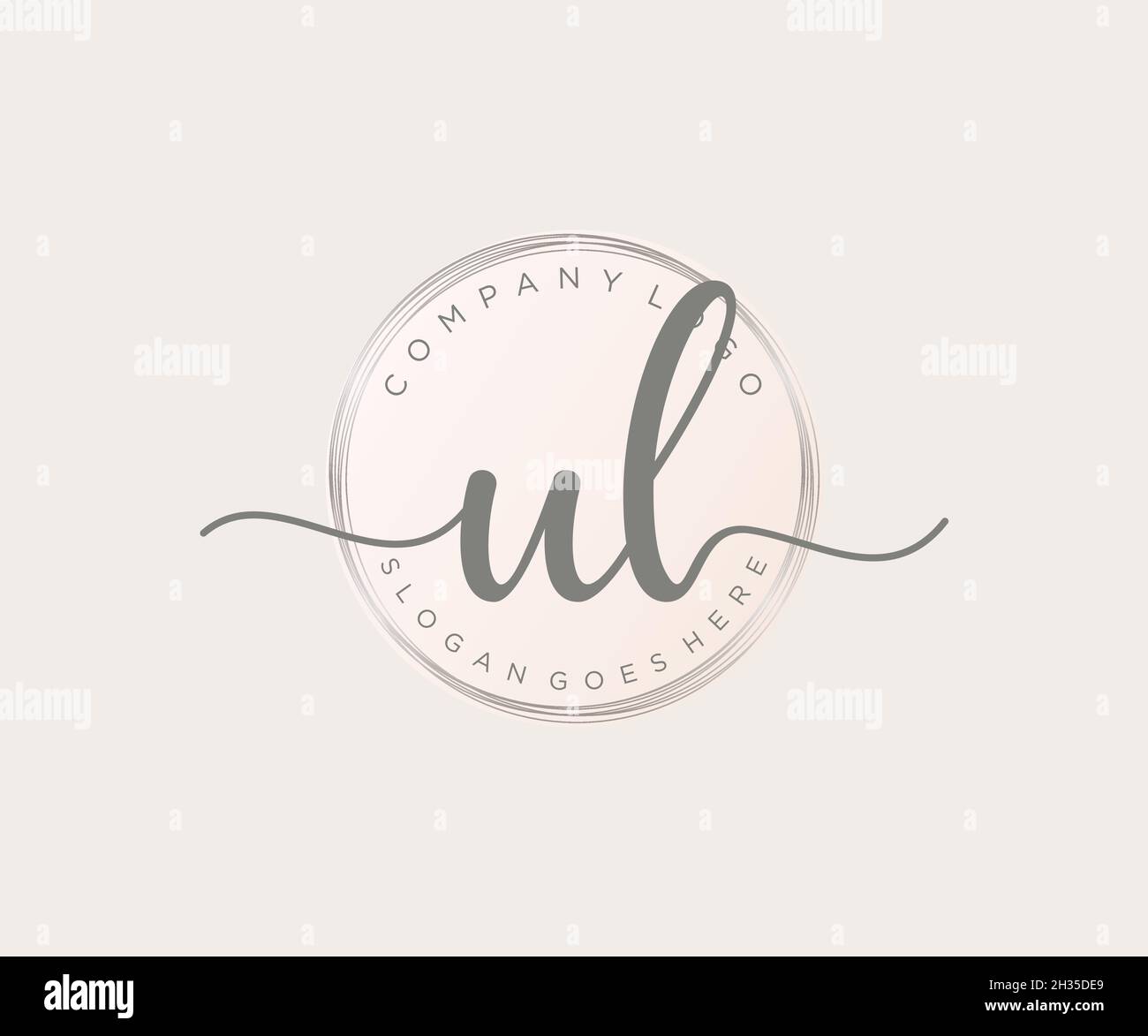 Logo femminile UL. Utilizzabile per la natura, salone, centro benessere, cosmetici e loghi di bellezza. Elemento modello di disegno con logo a vettore piatto. Illustrazione Vettoriale