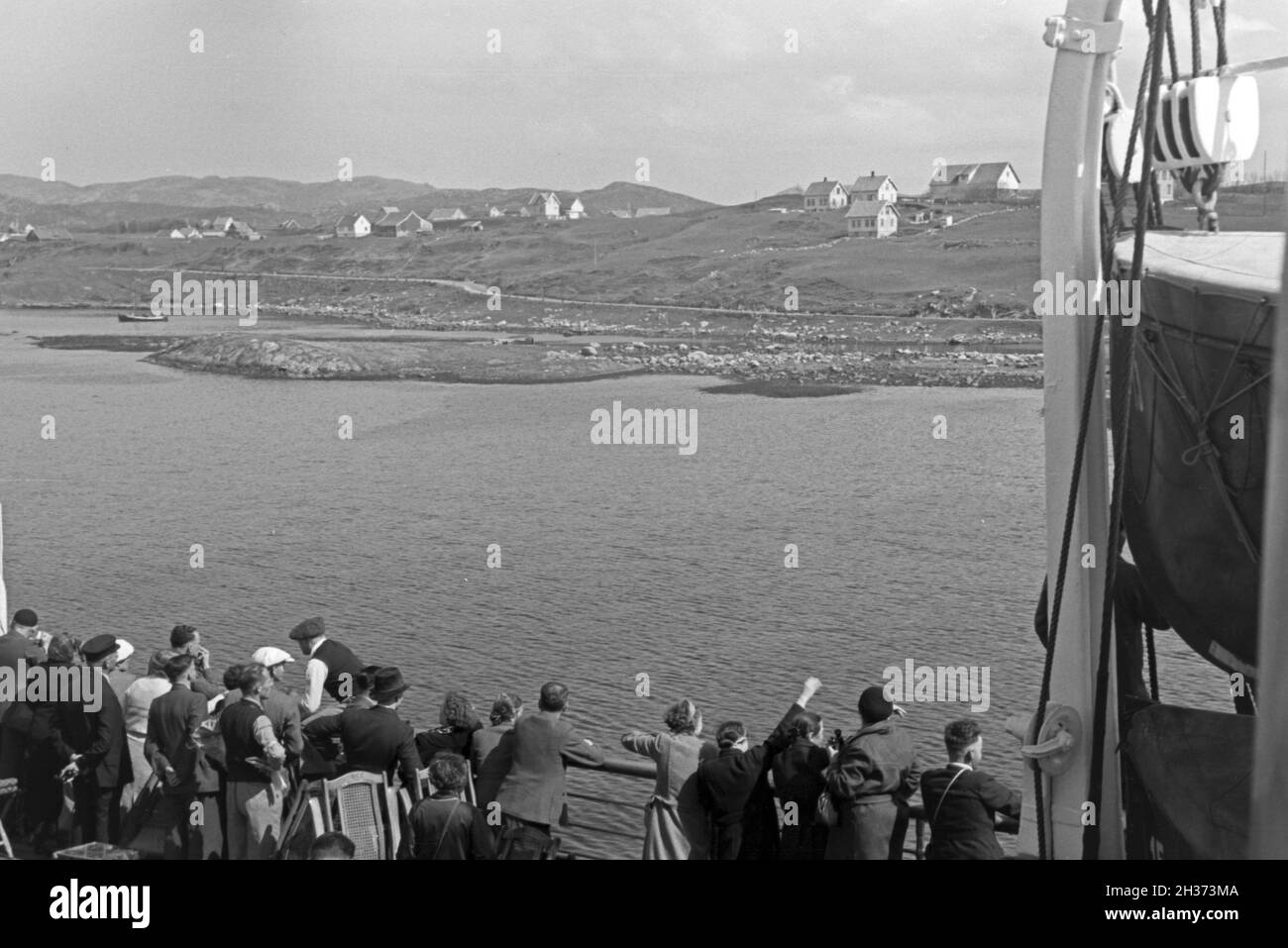 Mit dem KdF Schiff 'Wilhlem Gustloff' auf Nordlandfahrt in Norwegen, 1930er Jahre. Con il KdF nave 'Wilhlem Gustloff' in un viaggio in Norvegia, 1930s. Foto Stock