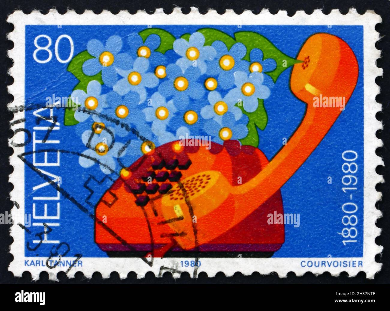 SVIZZERA - CIRCA 1980: Francobollo stampato in Svizzera dedicato al centenario del servizio telefonico svizzero, circa 1980 Foto Stock