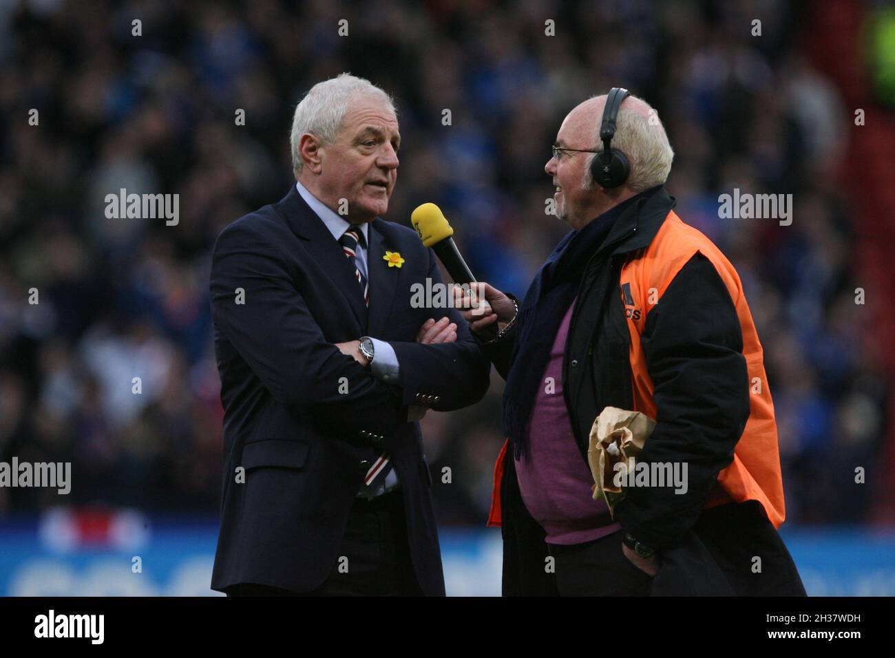 20.03.2011 finale cooperativo della Coppa delle assicurazioni da Hampden Park a Glasgow. Celtic contro Rangers. L'immagine mostra il manager dei Rangers Walter Smith intervistato dopo che i Rangers 2-1 vincono contro Celtic. Foto Stock