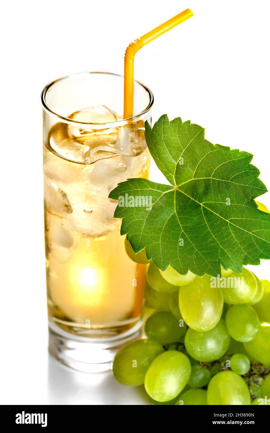 uva bianca e succo d'uva con ghiaccio Foto Stock