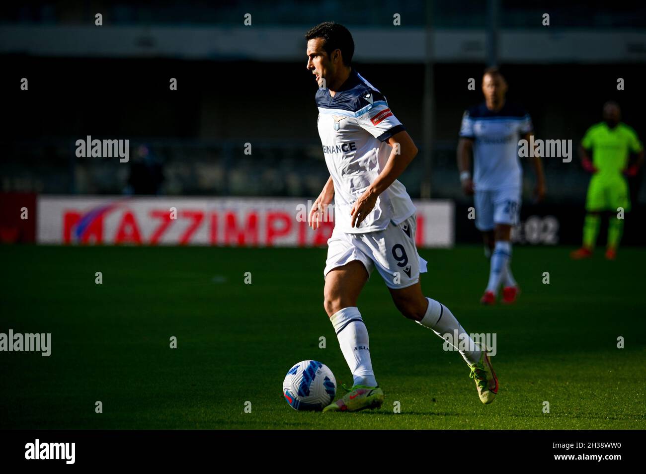 Verona, Italia. 24 ottobre 2021. Eliezer Pedro (Lazio) ritratto in azione durante Hellas Verona FC vs SS Lazio, Campionato Italiano di calcio A partita a Verona, Italia, Ottobre 24 2021 Credit: Independent Photo Agency/Alamy Live News Foto Stock