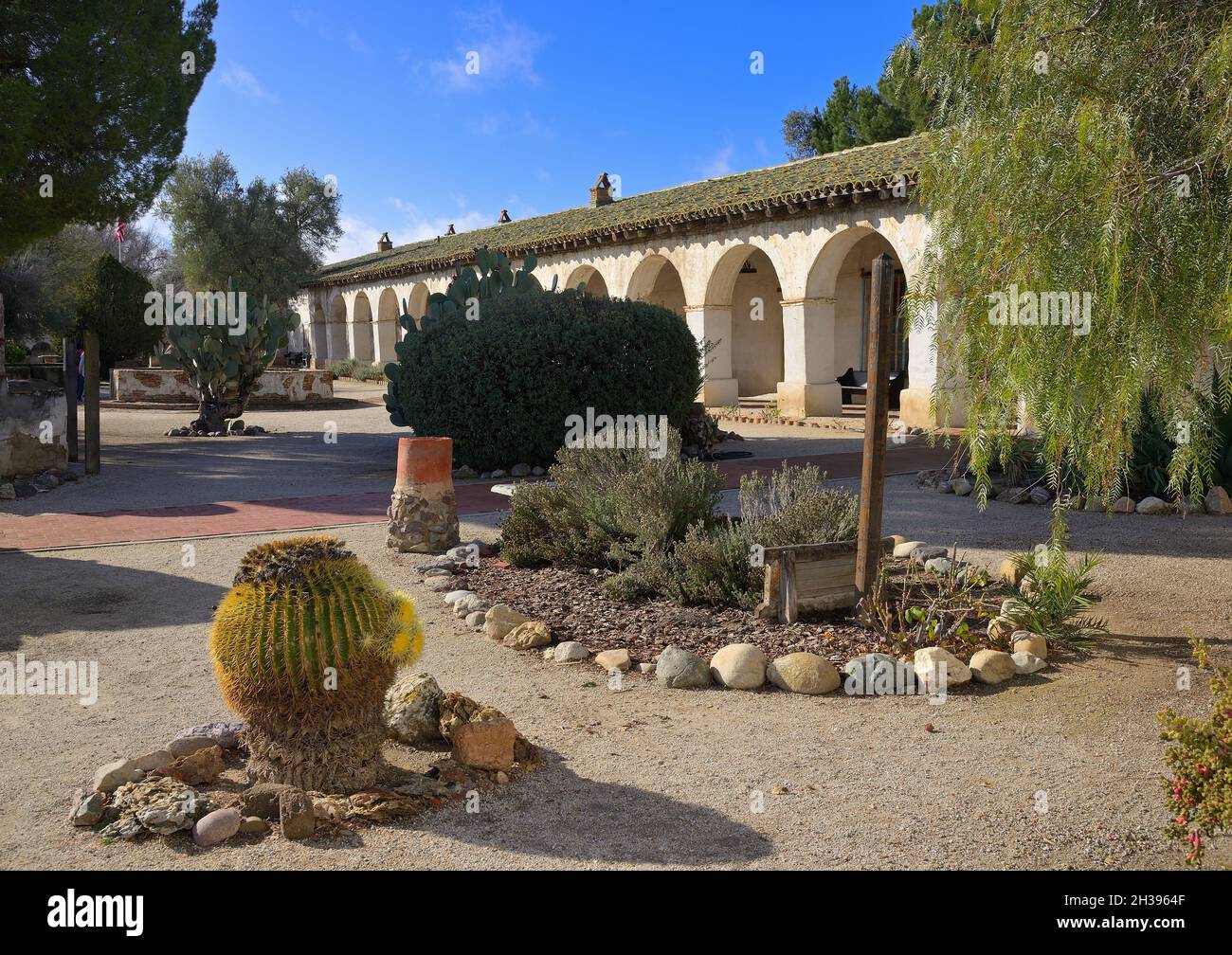 La Missione storica San Miguel Arcángel fondata nel 1797, San Miguel CA Foto Stock