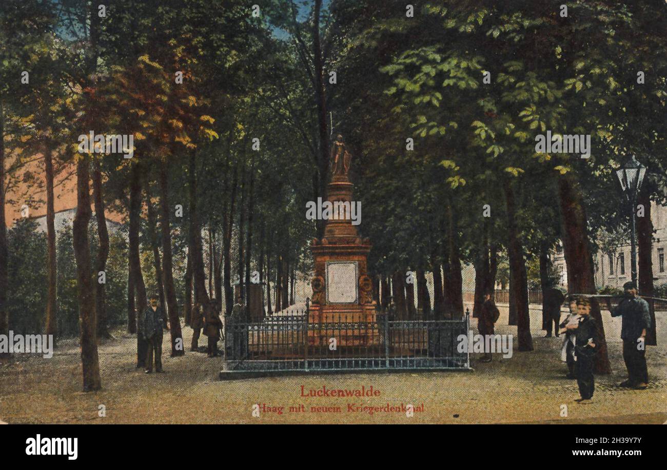 Luckenwalde, Kriegerdenkmal, Landkreis Teltow-Fläming in Brandenburg, Deutschland, Ansicht von ca 1910, digitale Reproduktion einer gemeinfreien Postkarte Foto Stock