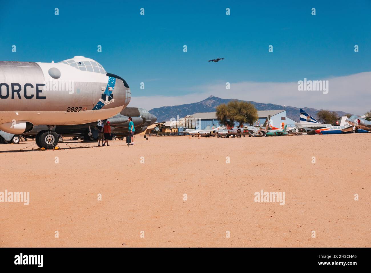 Una collezione di aerei a reazione ritirati al Pima Air & Space Museum, Arizona, USA Foto Stock