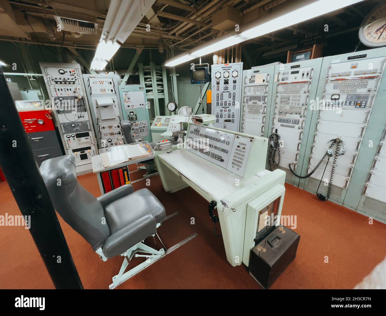 La sala di controllo all'interno di un silo missilistico nucleare Titan a Tucson, AZ, conservato nel suo stato originale dalla disattivazione nel 1984 Foto Stock