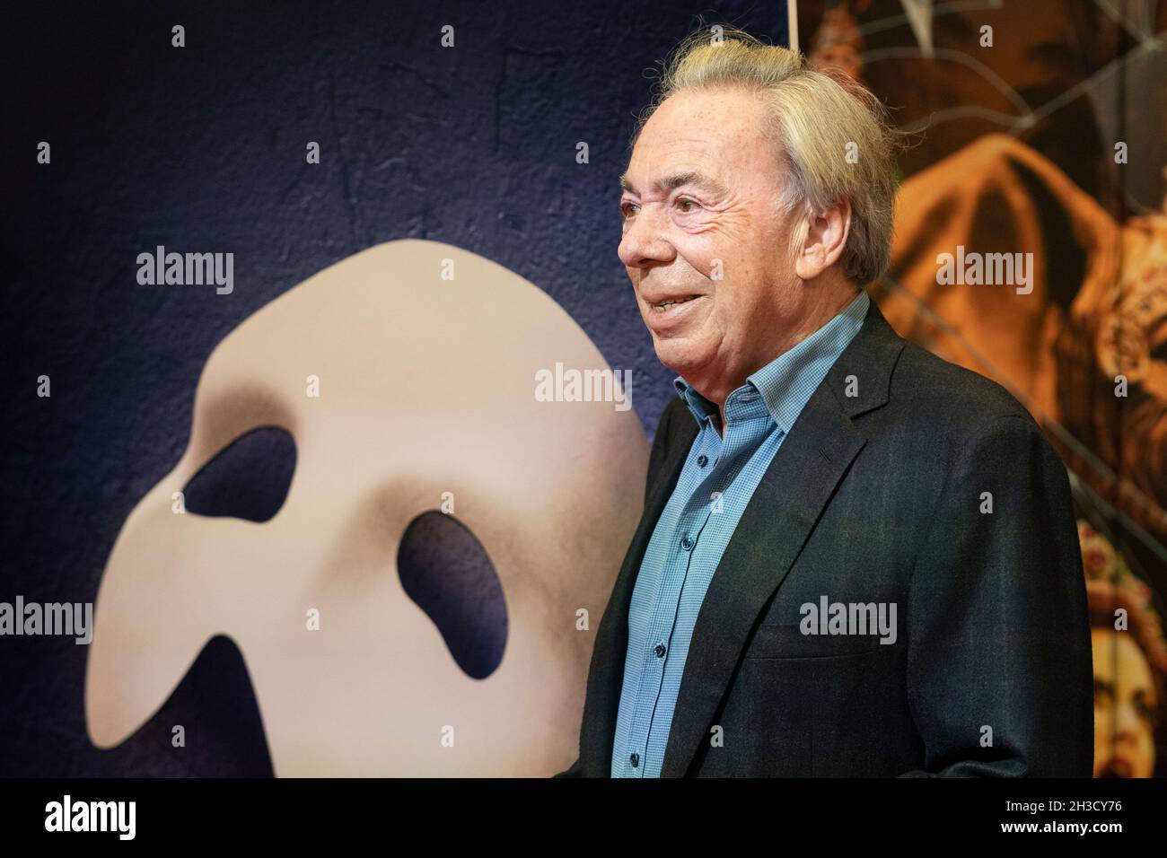 New York, NY - 22 ottobre 2021: Il compositore Sir Andrew Lloyd Webber partecipa al primo spettacolo del Fantasma dell'Opera dopo la pandemia al Majestic Theatre Foto Stock