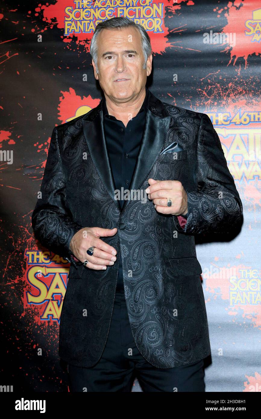 LOS ANGELES - OTT 26: Bruce Campbell al 46° annuale Saturno Awards - Sala Stampa al Marriott Convention Center il 26 ottobre 2021 a Burbank, CA Foto Stock