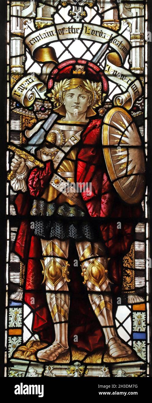 Vetrata di Percy Bacon che raffigura Courage, St Pega's Church, Peakirk, Northamptonshire Foto Stock