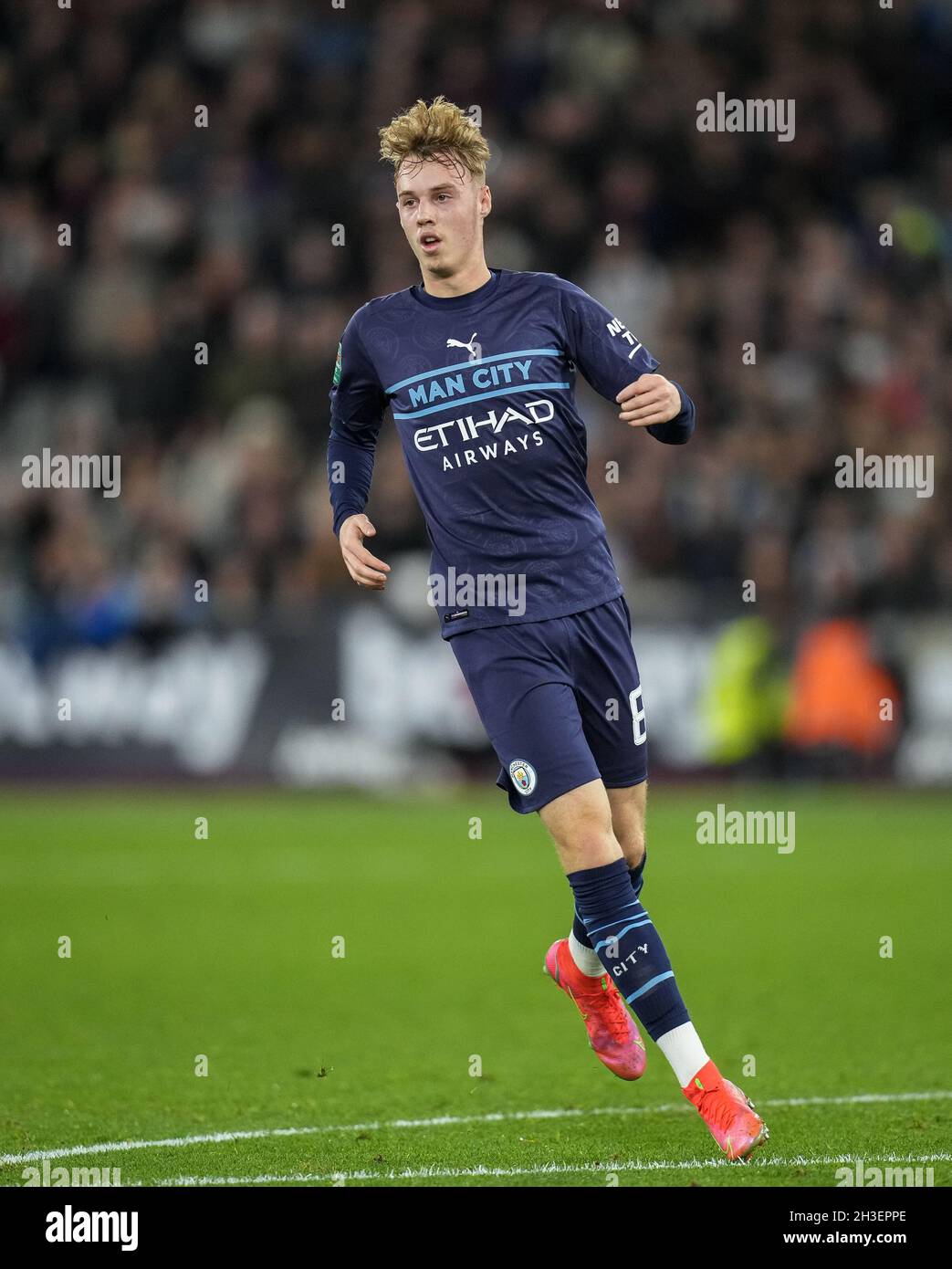 Londra, Regno Unito. 27 ottobre 2021. Cole Palmer di Man City durante la partita della Carabao Cup tra West Ham United e Manchester City all'Olympic Park di Londra, Inghilterra, il 27 ottobre 2021. Foto di Andy Rowland. Credit: Prime Media Images/Alamy Live News Foto Stock