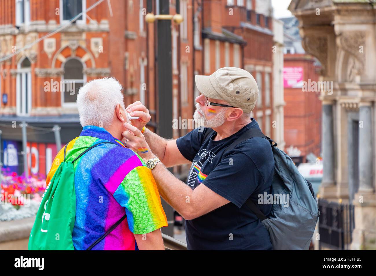 Anziani gay immagini e fotografie stock ad alta risoluzione - Alamy