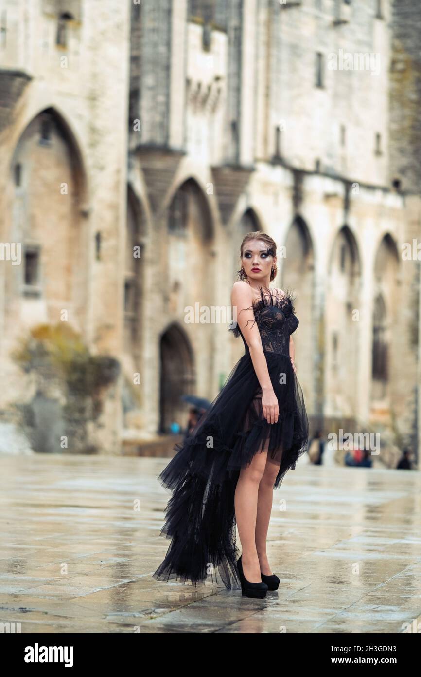 Abito da sposa nero best sale