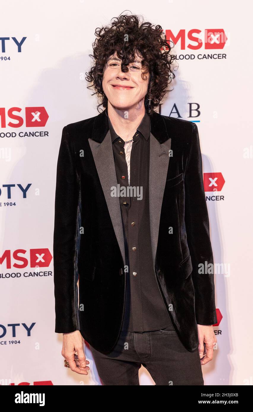 New York, NY - 28 ottobre 2021: LP (Laura Pergolizzi Ruffo) partecipa al DKMS Gala del 30° anniversario a Cipriani Wall Street Foto Stock