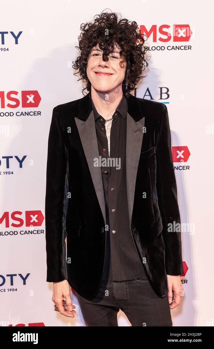 New York, Stati Uniti. 28 ottobre 2021. LP (Laura Pergolizzi Ruffo) partecipa al 30° anniversario DKMS Gala al Cipriani Wall Street di New York il 28 ottobre 2021. (Foto di Lev Radin/Sipa USA) Credit: Sipa USA/Alamy Live News Foto Stock