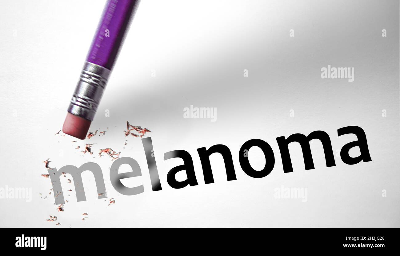 Eraser eliminando la parola il melanoma Foto Stock