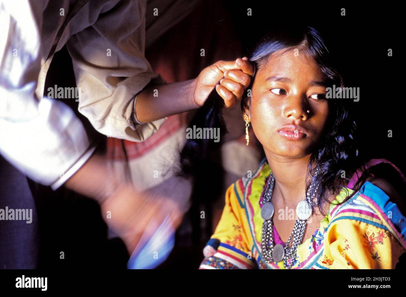 Nepal, zona Terai, gruppo etnico Rana Tharu Foto Stock