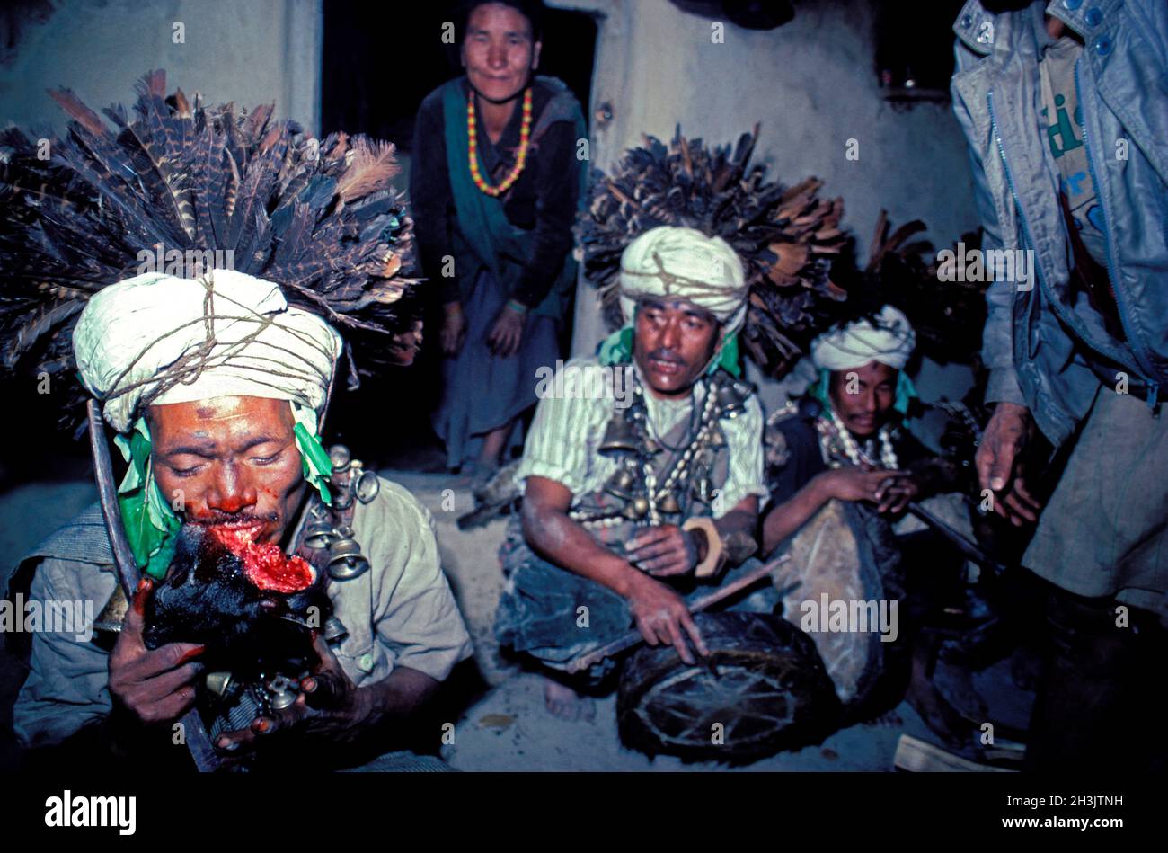 Nepal, Rukum, Kham Magar gruppo etnico sciamano Foto Stock