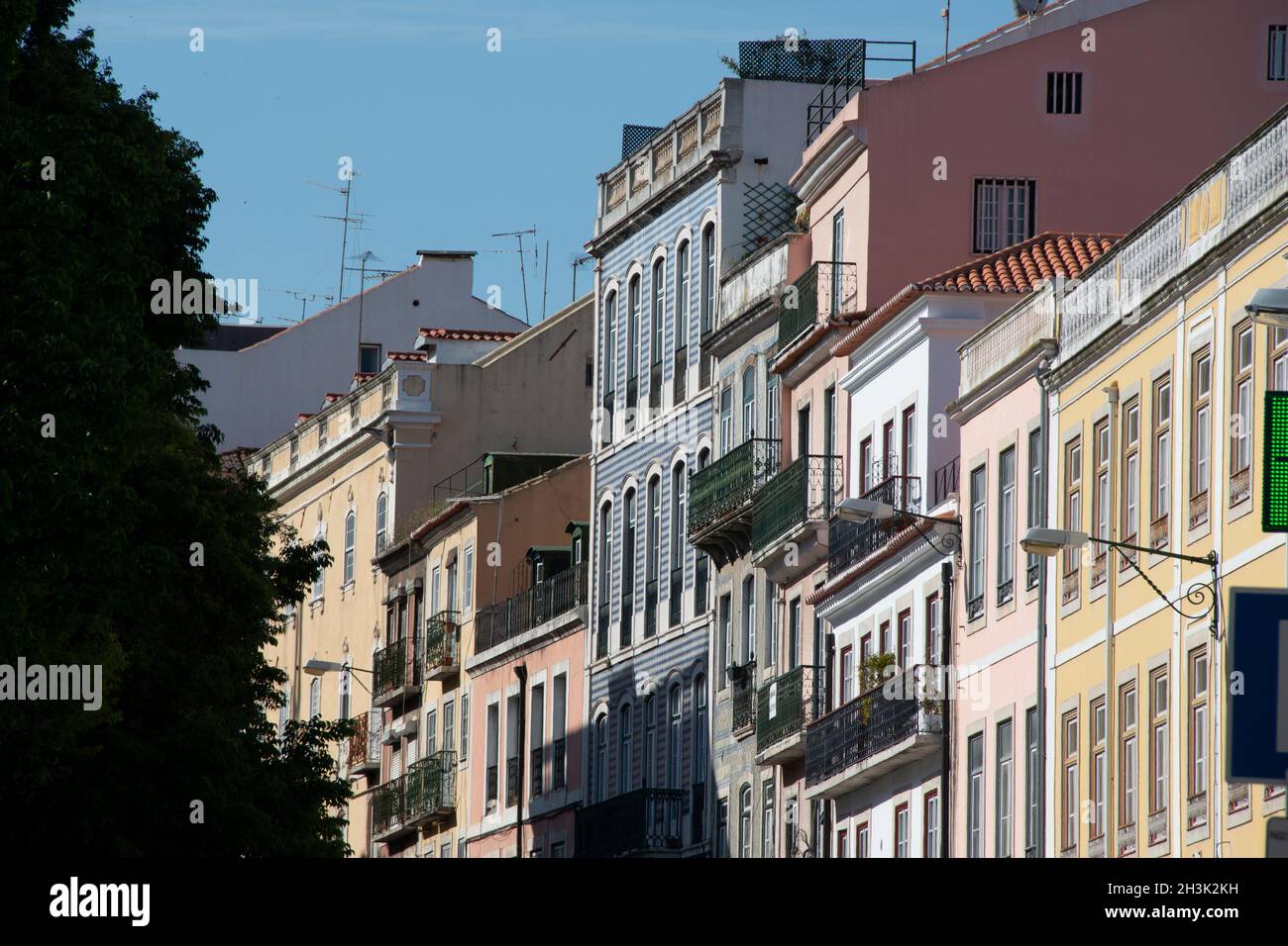 Lisbona, Portogallo. Architettura tipica del centro di Lisbona Foto Stock