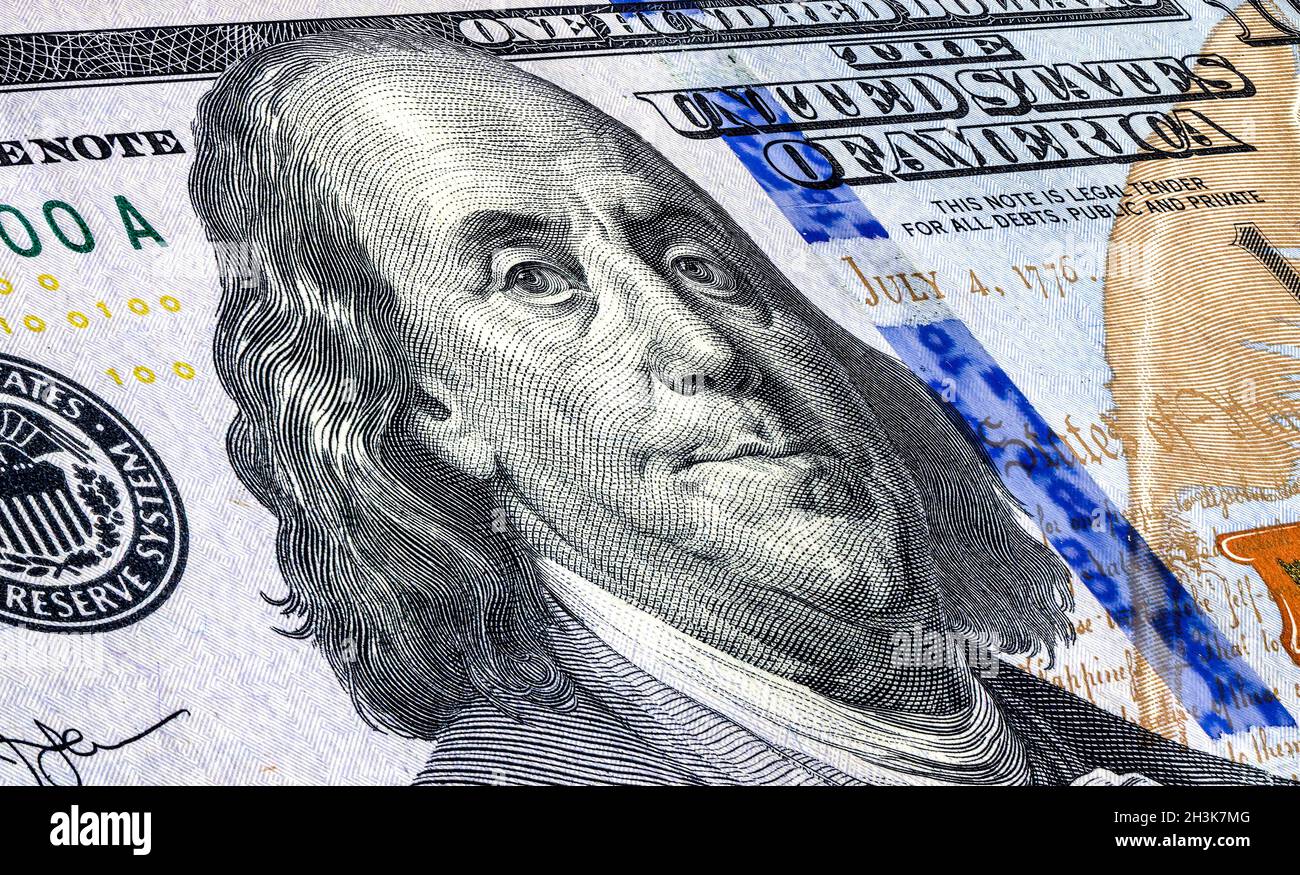 Ritratto di Benjamin Franklin da una banconota da cento dollari americani. Vista per angolo Foto Stock