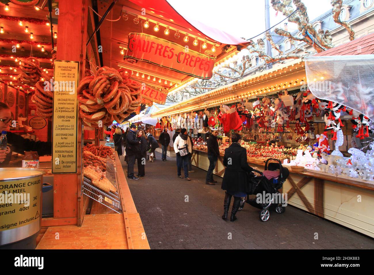 FRANCIA. BAS RHIN (67) STRASBURGO. MERCATINO DI NATALE Foto Stock