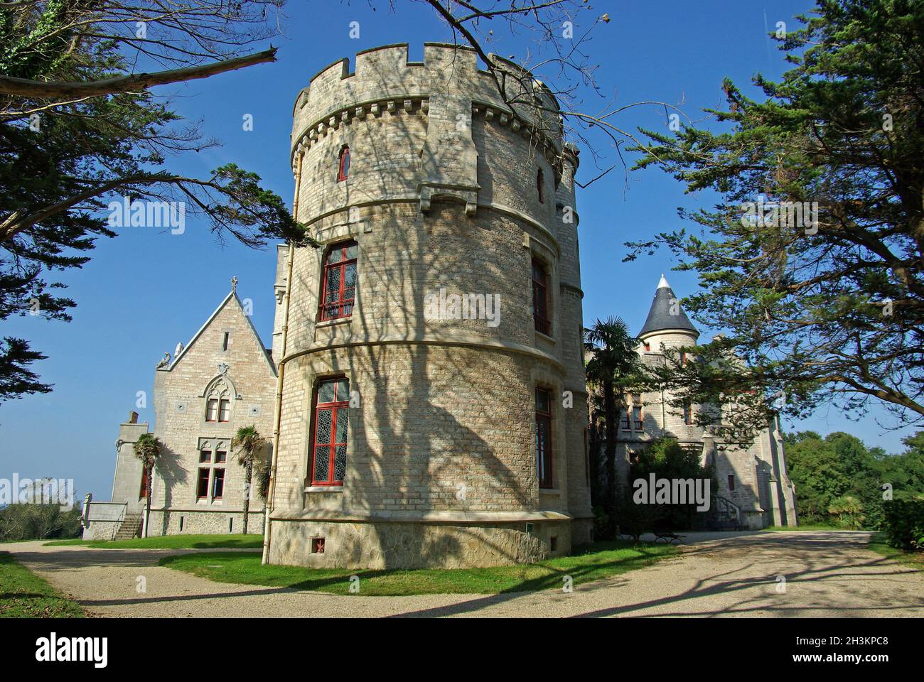 FRANCIA. PIRENEI ATLANTICI (64) PAESI BASCHI FRANCESI. ABBADIE CASTEL Foto Stock