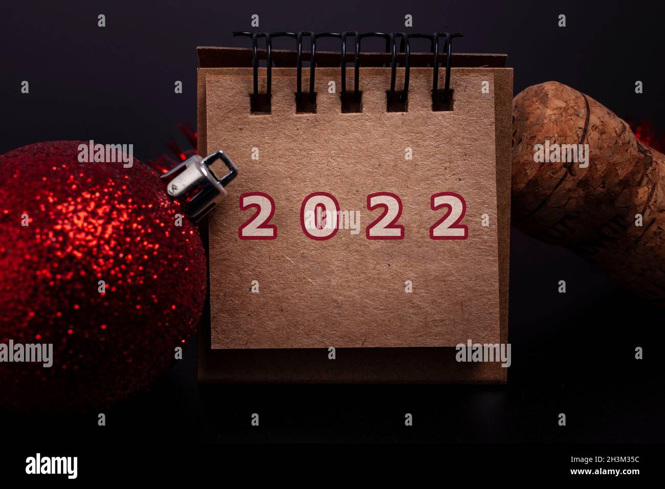 Calendario 2022 e decorazione di natale - concetto di Capodanno Foto Stock