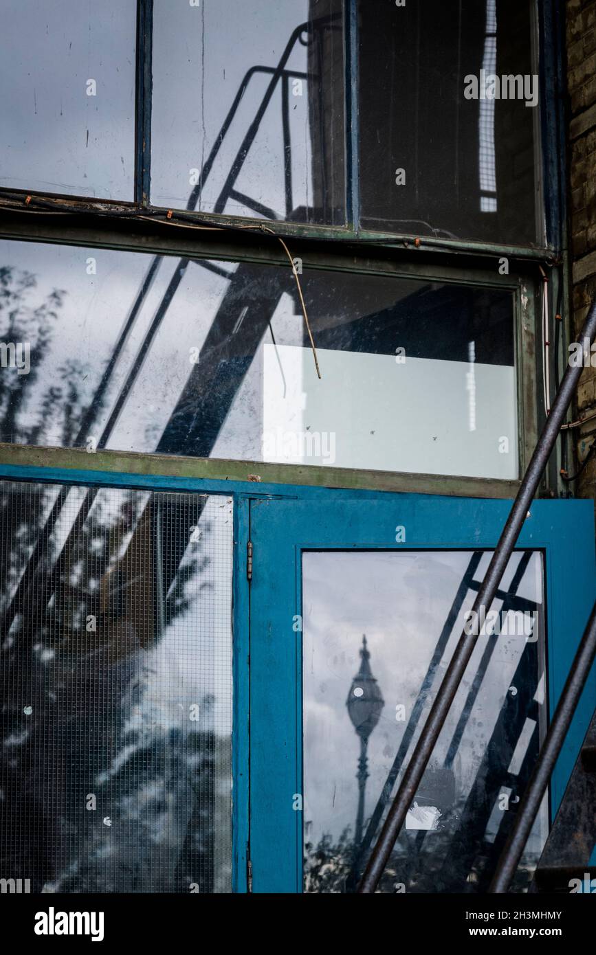 Scala antincendio Alexandra Palace, Londra, Regno Unito Foto Stock