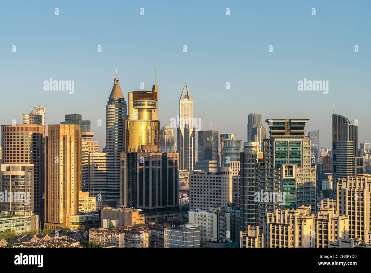 Città moderna sfondo di Shanghai al mattino Foto Stock