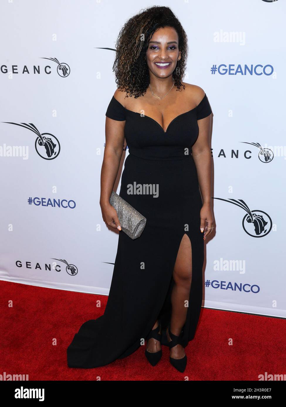 West Hollywood, Stati Uniti. 29 ottobre 2021. WEST HOLLYWOOD, LOS ANGELES, CALIFORNIA, USA - OTTOBRE 29: Edden Agonafer arriva al Gala 2021 della GEANCO Foundation che si tiene al 1 Hotel West Hollywood il 29 Ottobre 2021 a West Hollywood, Los Angeles, California, Stati Uniti. (Foto di Xavier Collin/Image Press Agency/Sipa USA) Credit: Sipa USA/Alamy Live News Foto Stock