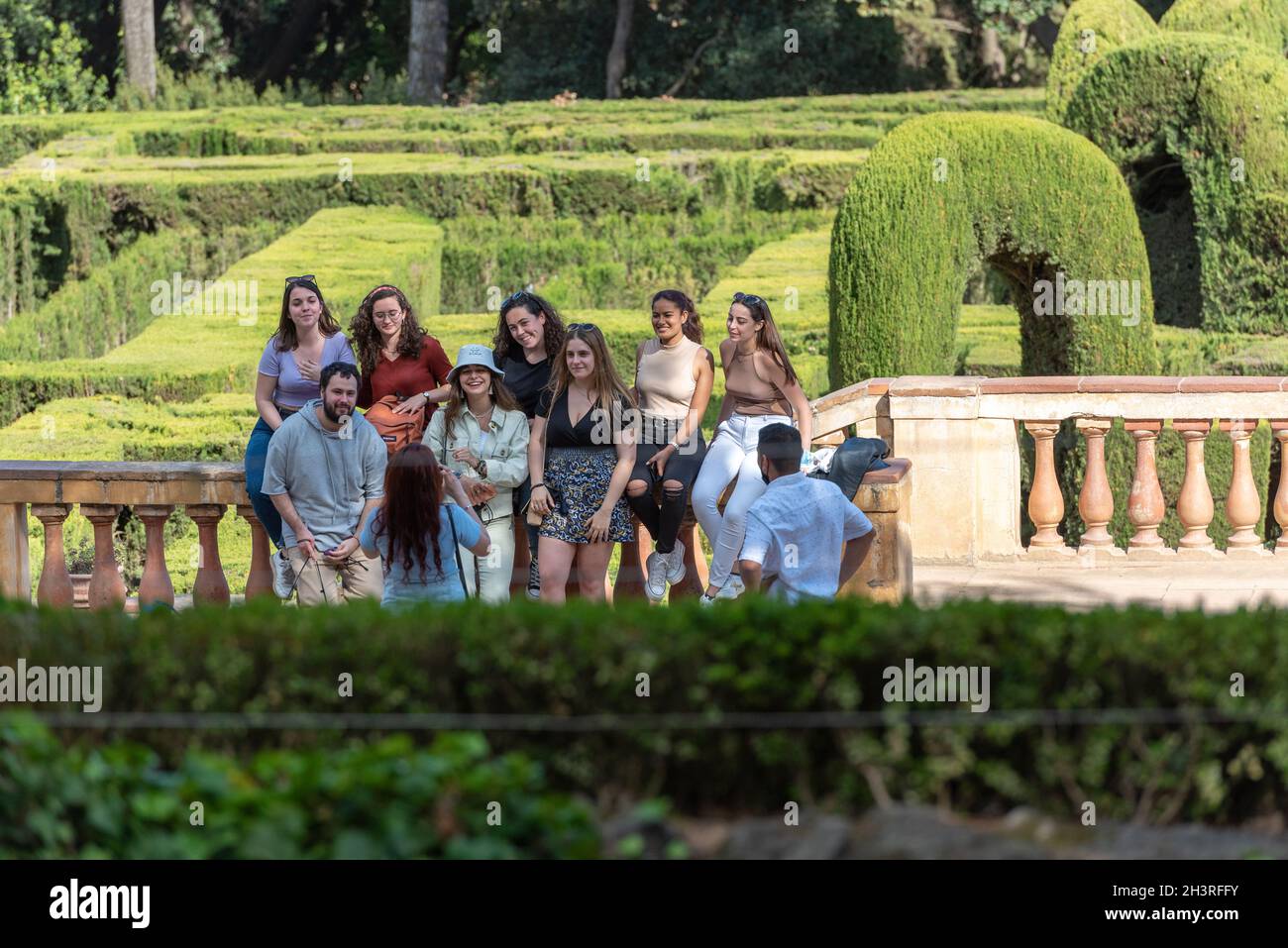 Barcellona, Spagna : 2021 maggio 24 : persone a Labirinto nel Parque Laberinto de Horta a Barcellona. Catalogna. Foto Stock