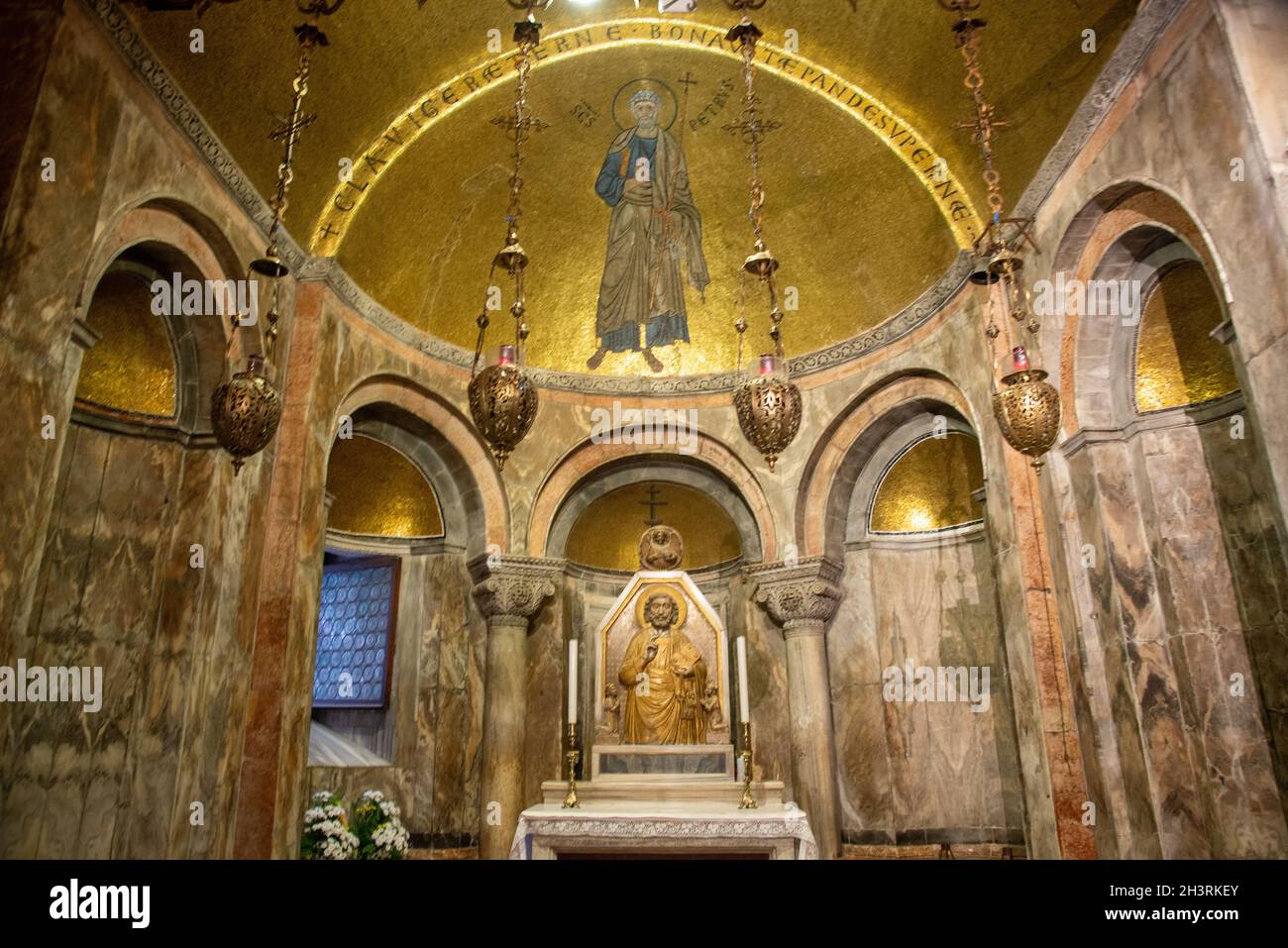 Dettagli dell'interno della basilica in Piazza San Marco a Venezia Foto Stock