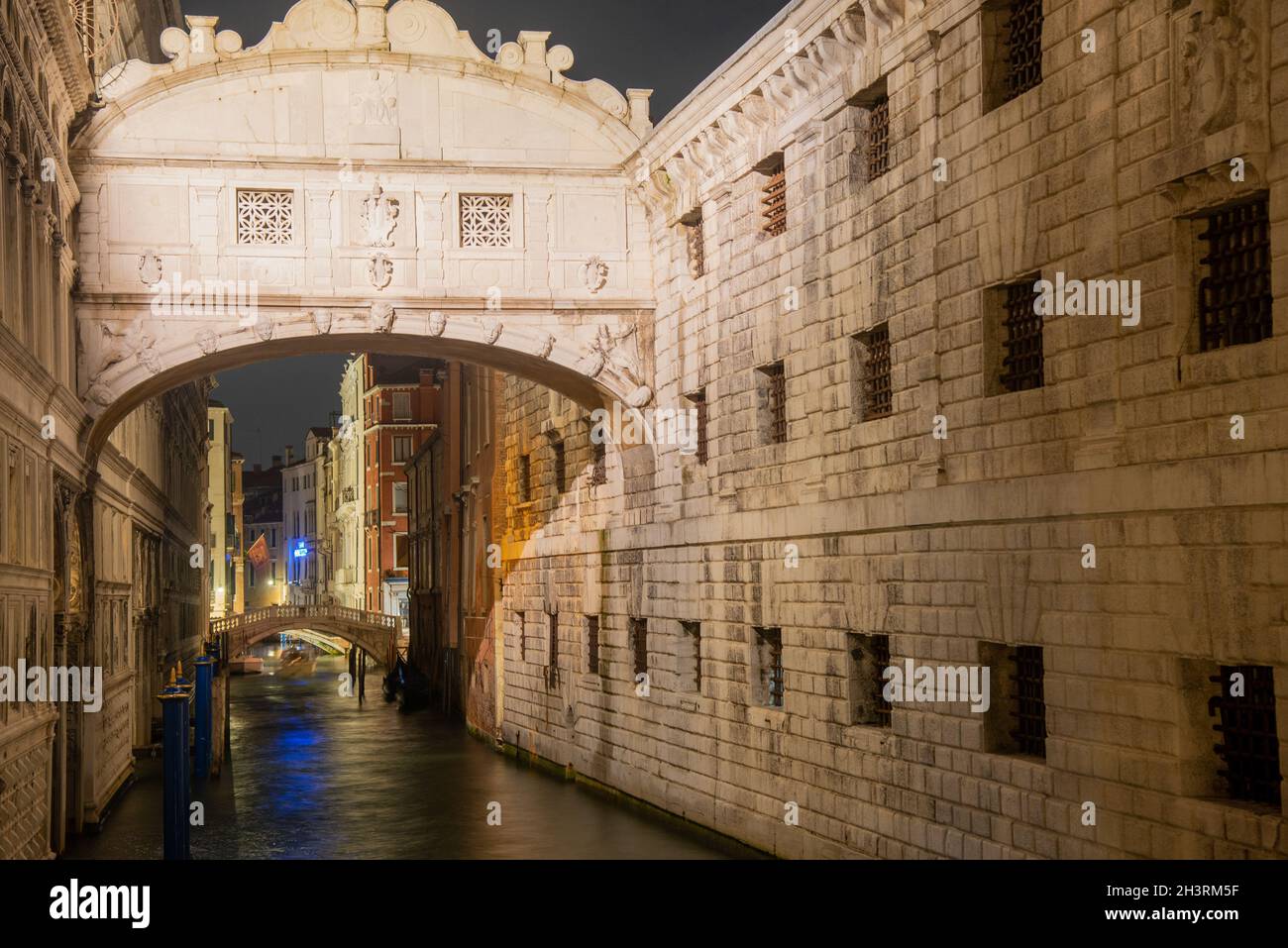 ponte dei Sospiri in serata, Venezia, Italia Foto Stock