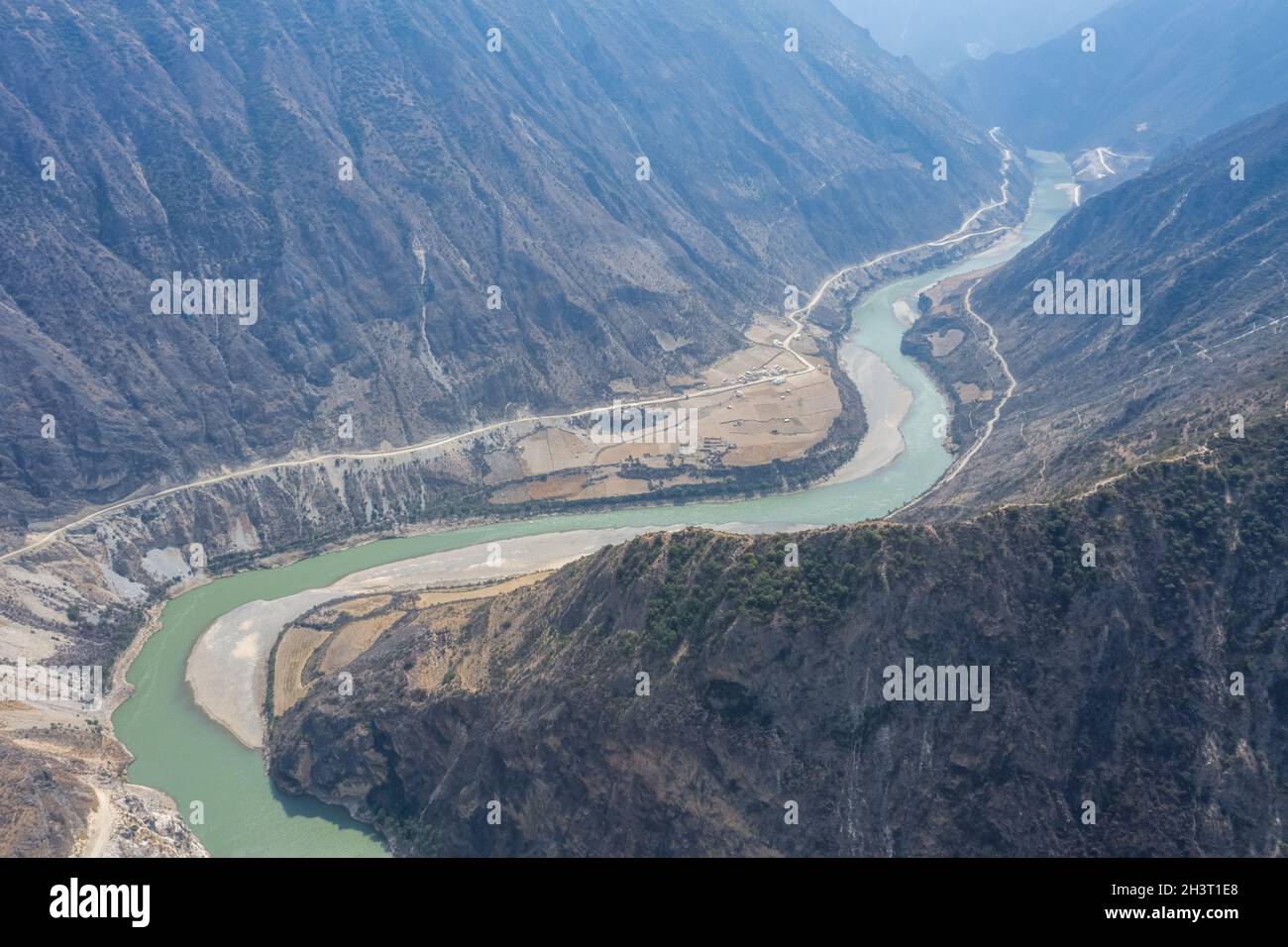 Bellissimo paesaggio del fiume nujiang Foto Stock