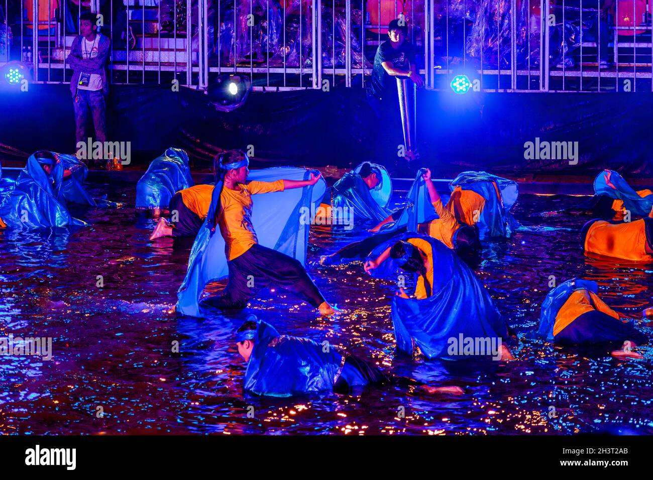 SINGAPORE - febbraio 3 : Chingay Festival 2012 a Singapore il 3 febbraio 2012. Persone non identificate. Foto Stock