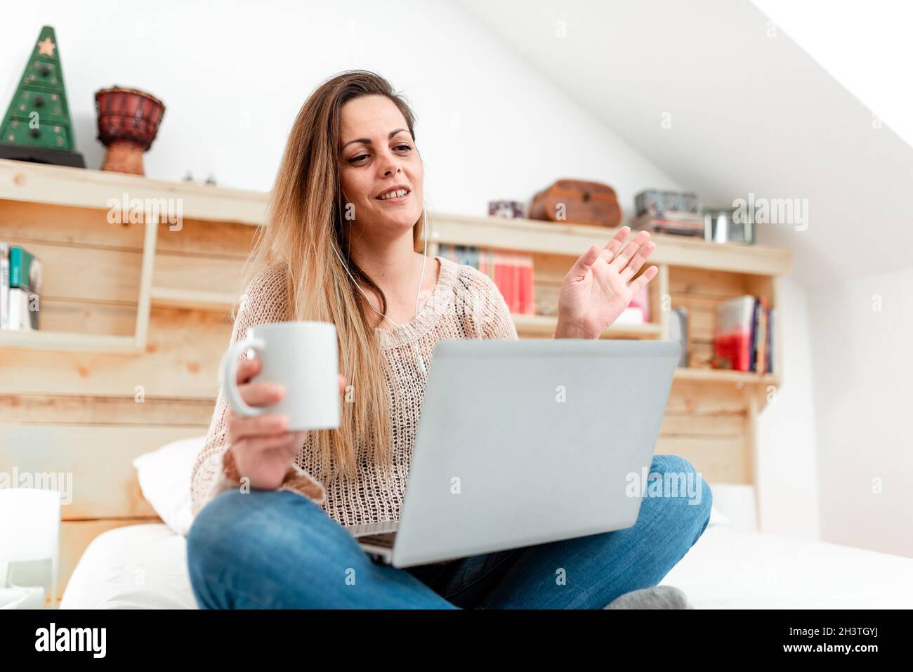 Astratto ordinare cibo online, risolvere problemi Forum Internet, lavoro ufficio remoto, computer Presentazione, dare lezioni di meno Foto Stock