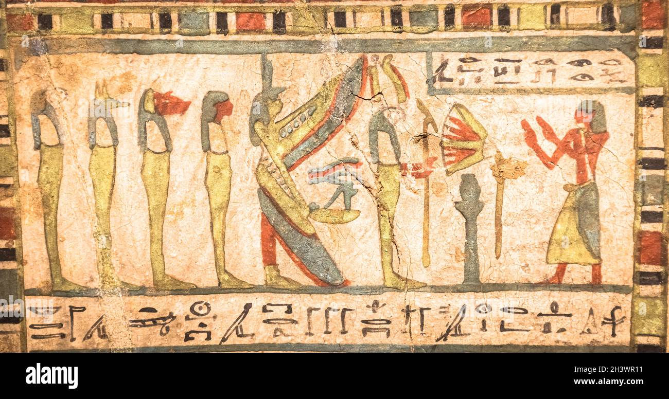 Archeologia egiziana. Antico geroglifico, ca. 580 a.C., con Iside e i quattro figli di Horus Foto Stock