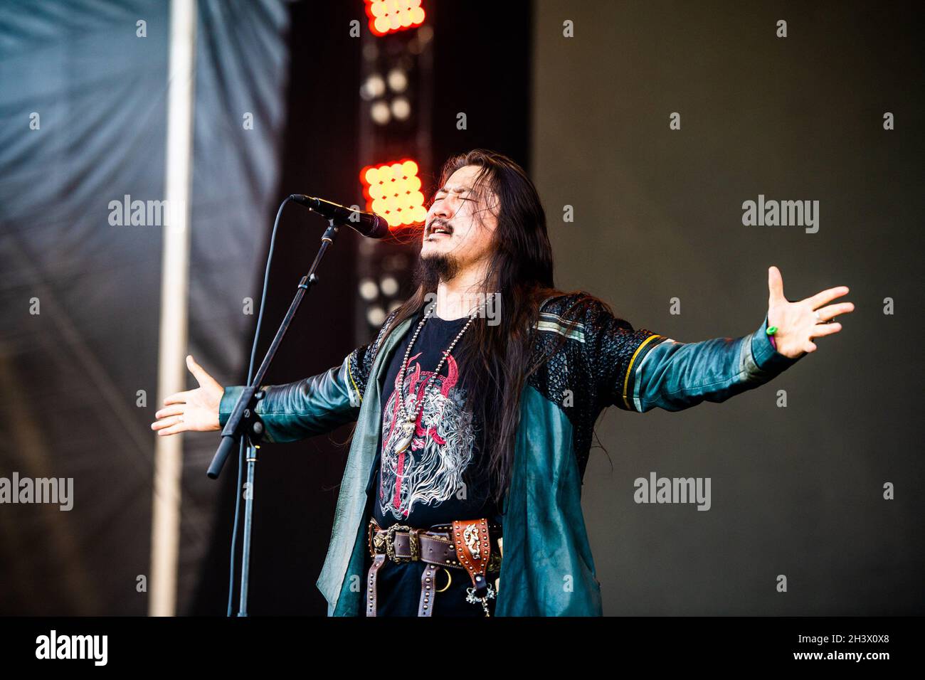 San Francisco, California, Stati Uniti. 29 ottobre 2021. NYAMJANTSAN GALSANJAMTS of the Hu si esibisce durante il festival della musica e delle arti Outside Lands del 2021 al Golden Gate Park il 29 ottobre 2021 a San Francisco, California. Credit: Chris Tuite/Image Space/Media Punch/Alamy Live News Foto Stock