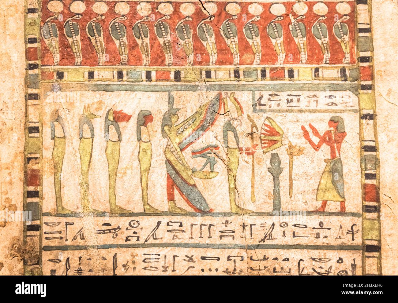Archeologia egiziana. Antico geroglifico, ca. 580 a.C., con Iside e i quattro figli di Horus Foto Stock