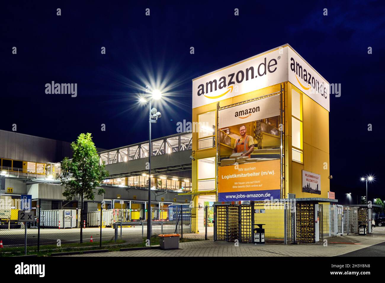 Amazon Distribution GmbH - LEJ1 a Lipsia. Foto Stock