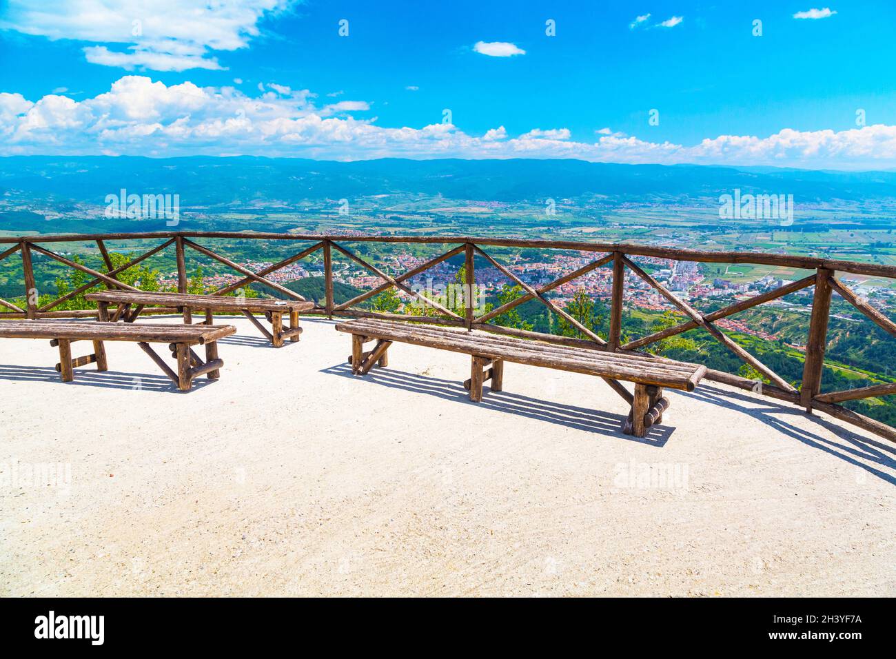 Punto panoramico sulla città di Gotse Delchev, Bulgaria Foto Stock