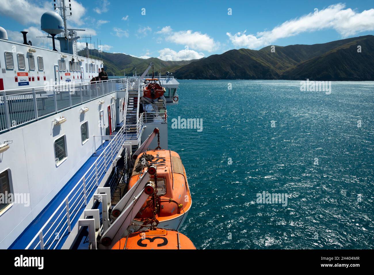 Bluebridge Cook Strait Ferry a Tory Channel, Marlborough Sounds, South Island, Nuova Zelanda Foto Stock