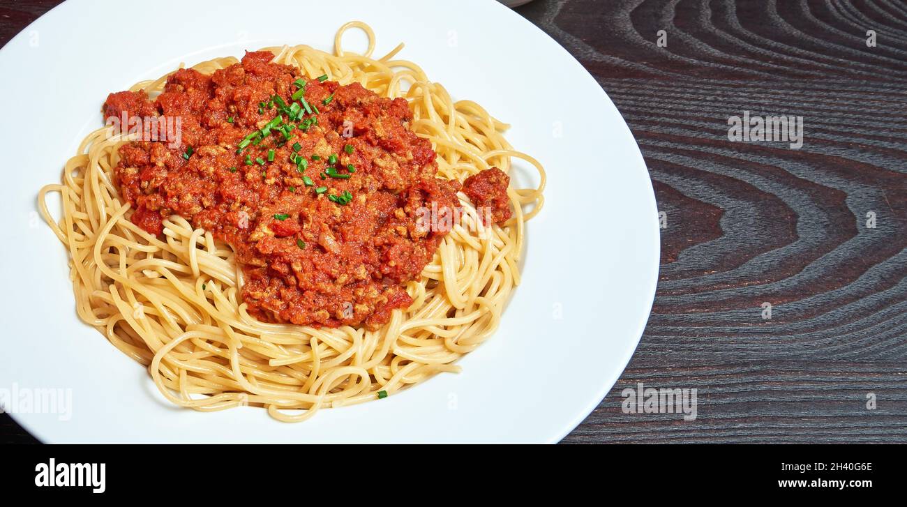 Primo piano di spaghetti con spazio per la copia Foto Stock