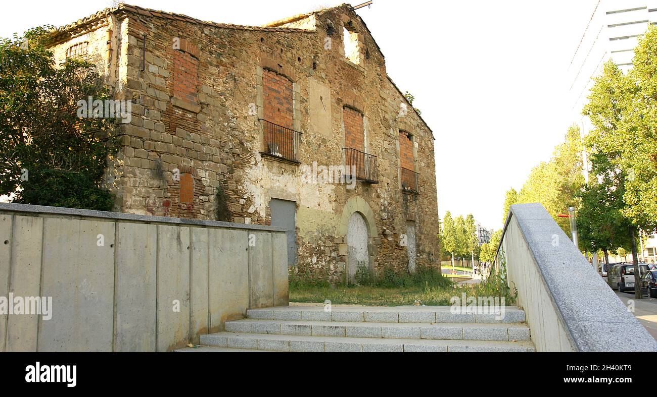 Casa abbandonata nel quartiere porta di Barcellona, Catalunya, Spagna, Europa Foto Stock