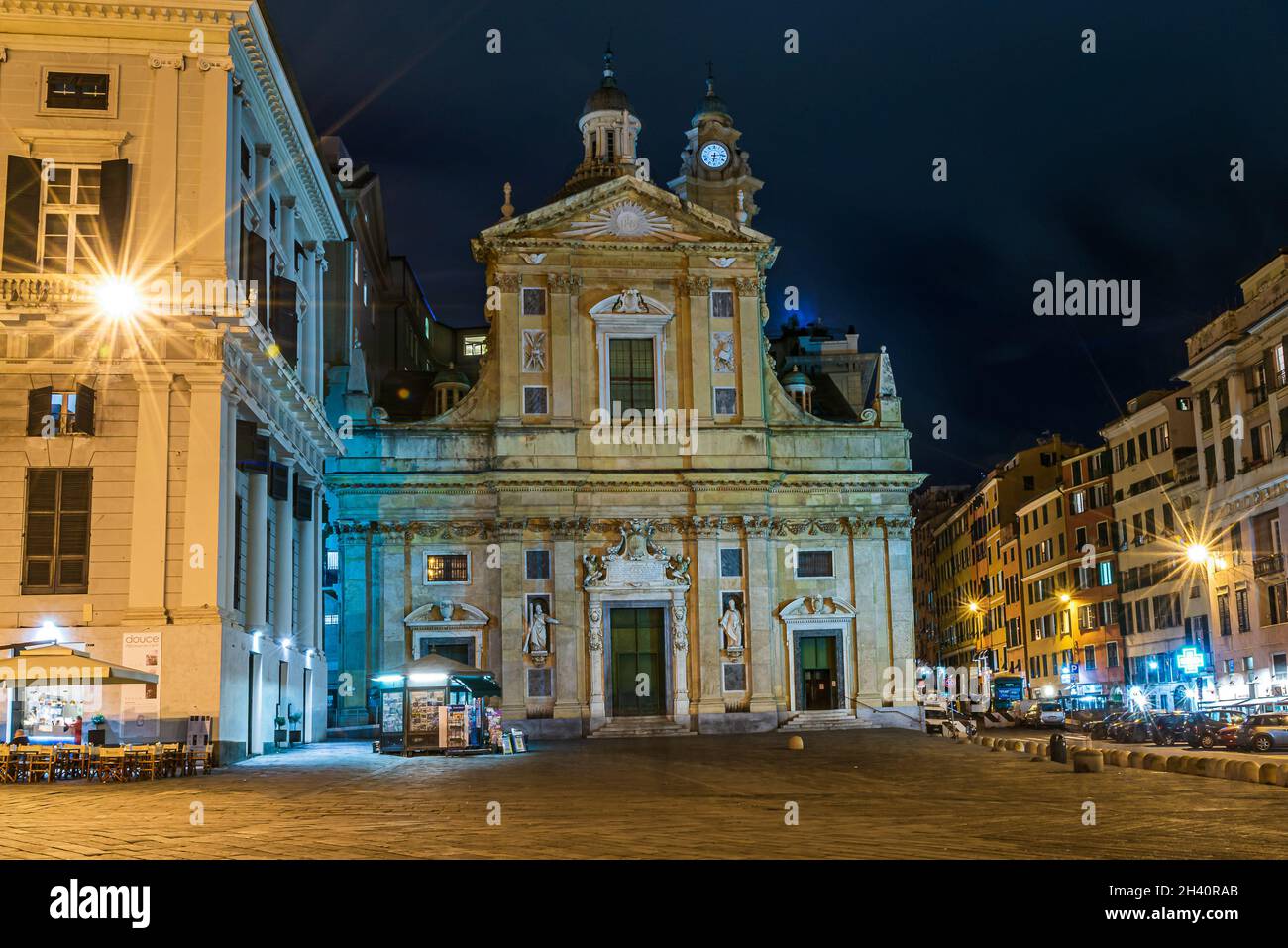 Chiesa di Gesù a Genova, di notte Foto Stock