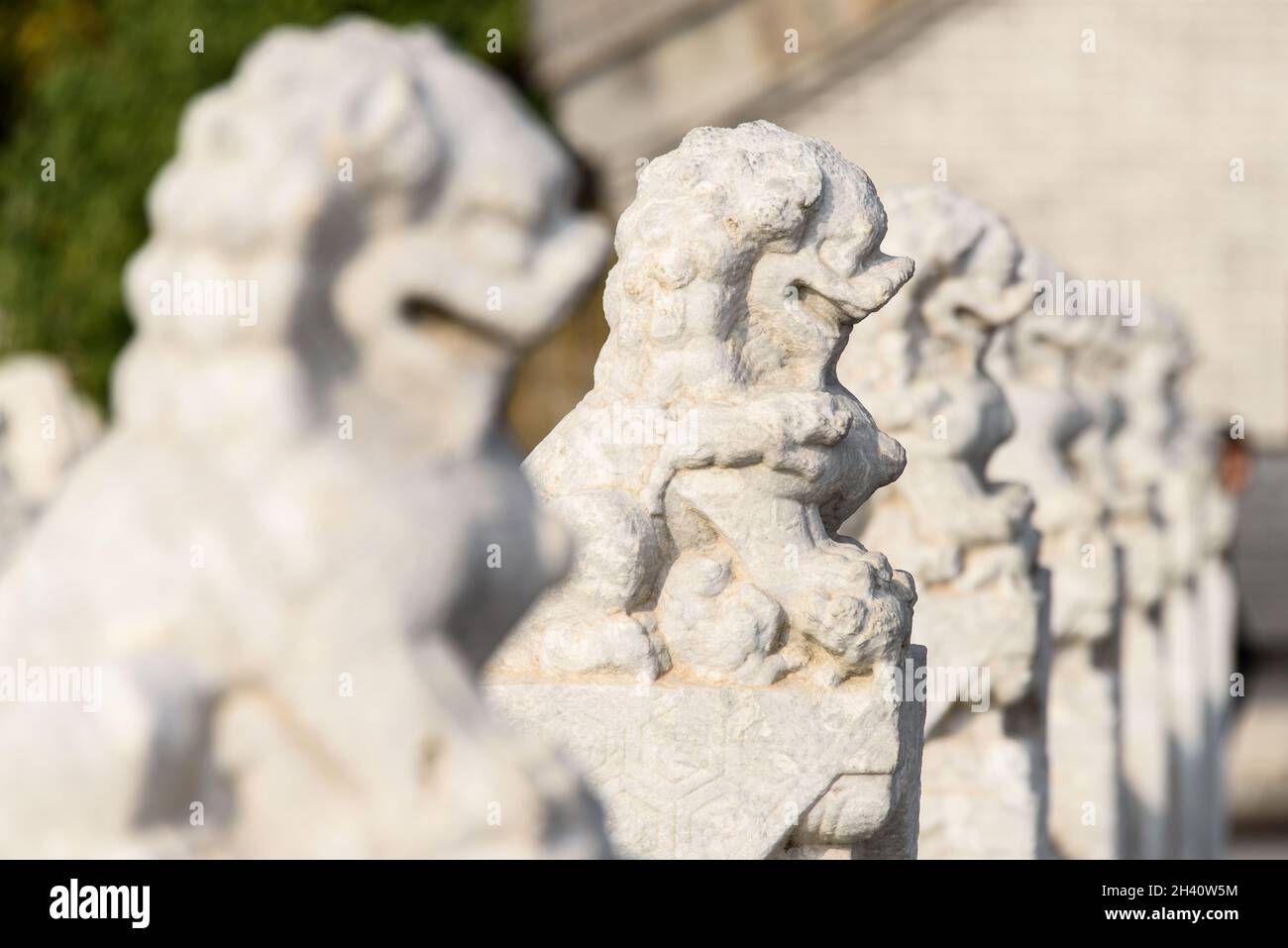 Statua del drago sul ponte del 17o Foto Stock