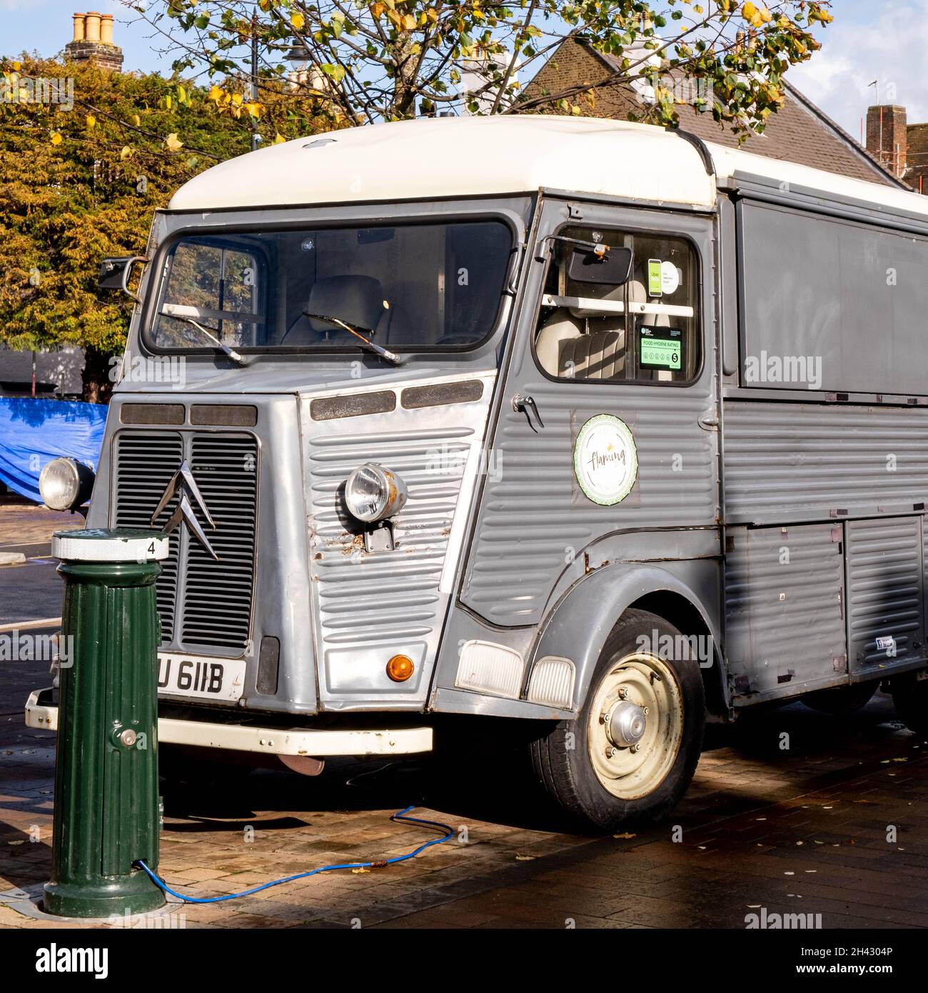Epsom Surrey London UK, ottobre 31 2021, Citroen HY Vintage Convertion Food Truck Van senza persone Foto Stock