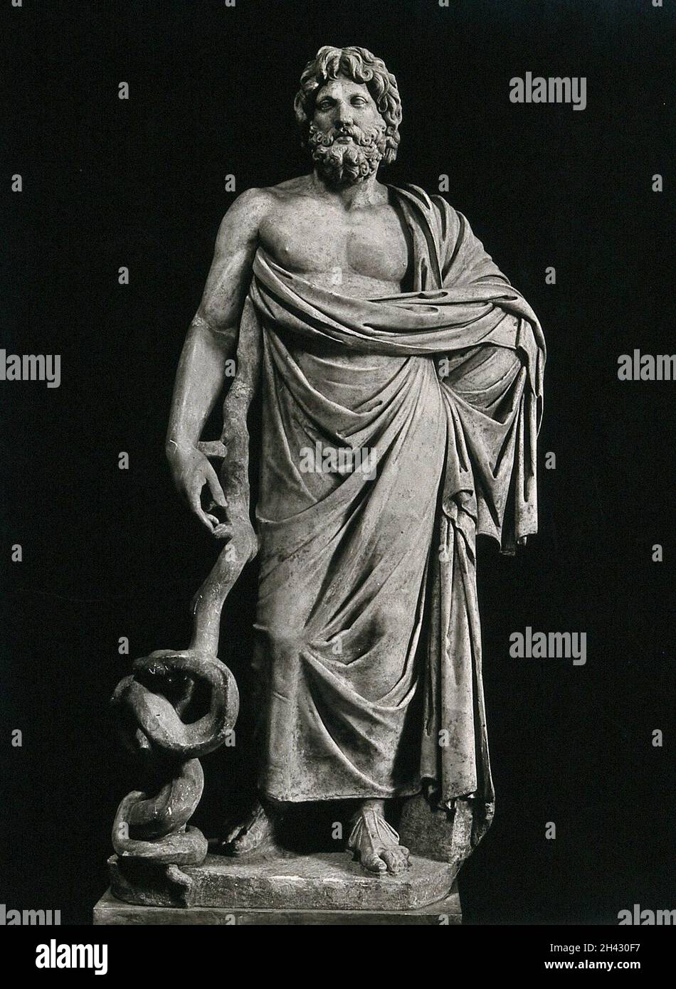 Aesculapio: il dio greco della guarigione. Fotografia, 1900/1920 (?), di una scultura. Foto Stock