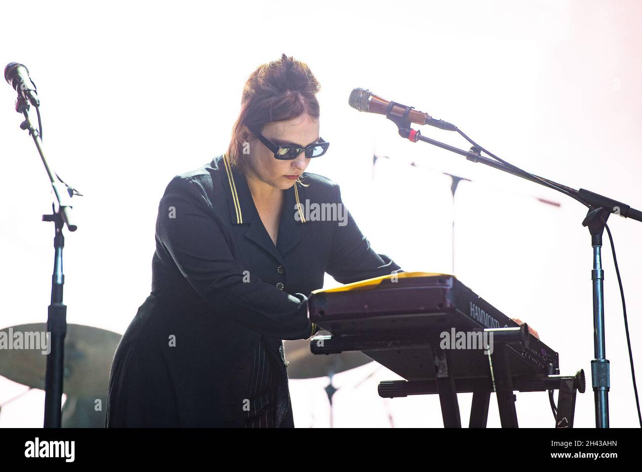 San Francisco, Stati Uniti. 30 Ott 2021. SAN FRANCISCO, CALIFORNIA - OTTOBRE 30: Angel Olsen si esibisce durante il festival della musica e delle arti Outside Lands del 2021 al Golden Gate Park il 30 Ottobre 2021 a San Francisco, California. Foto di Chris Tuite/ImageSPACE Credit: Imagespace/Alamy Live News Foto Stock