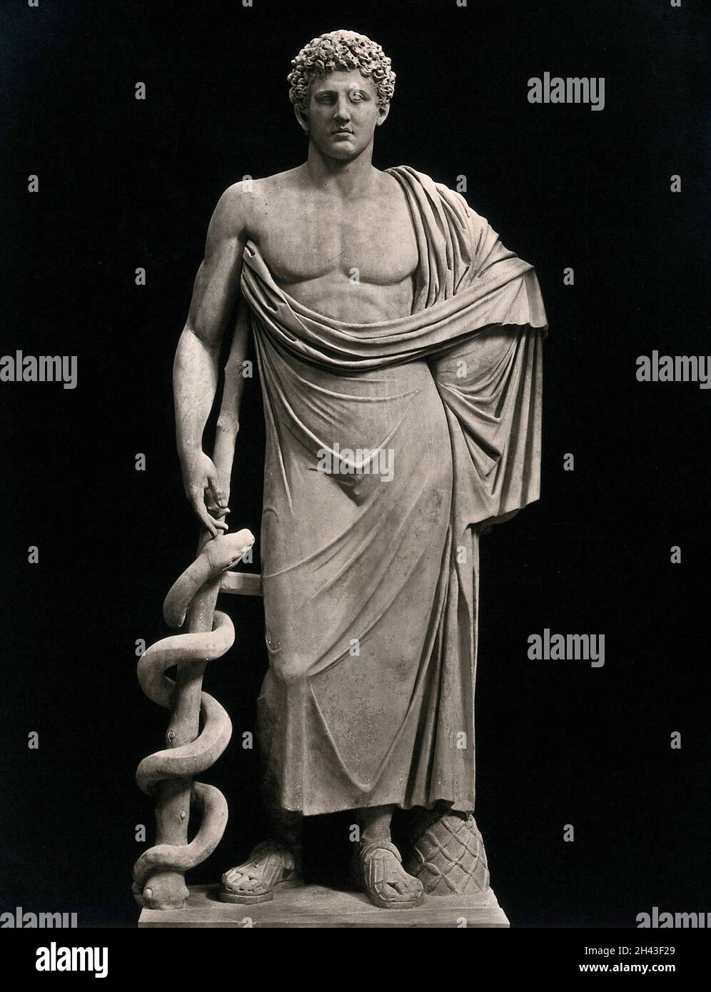 Aesculapio: il dio greco della guarigione. Foto di Alinari, 1900/1920 (?). Foto Stock